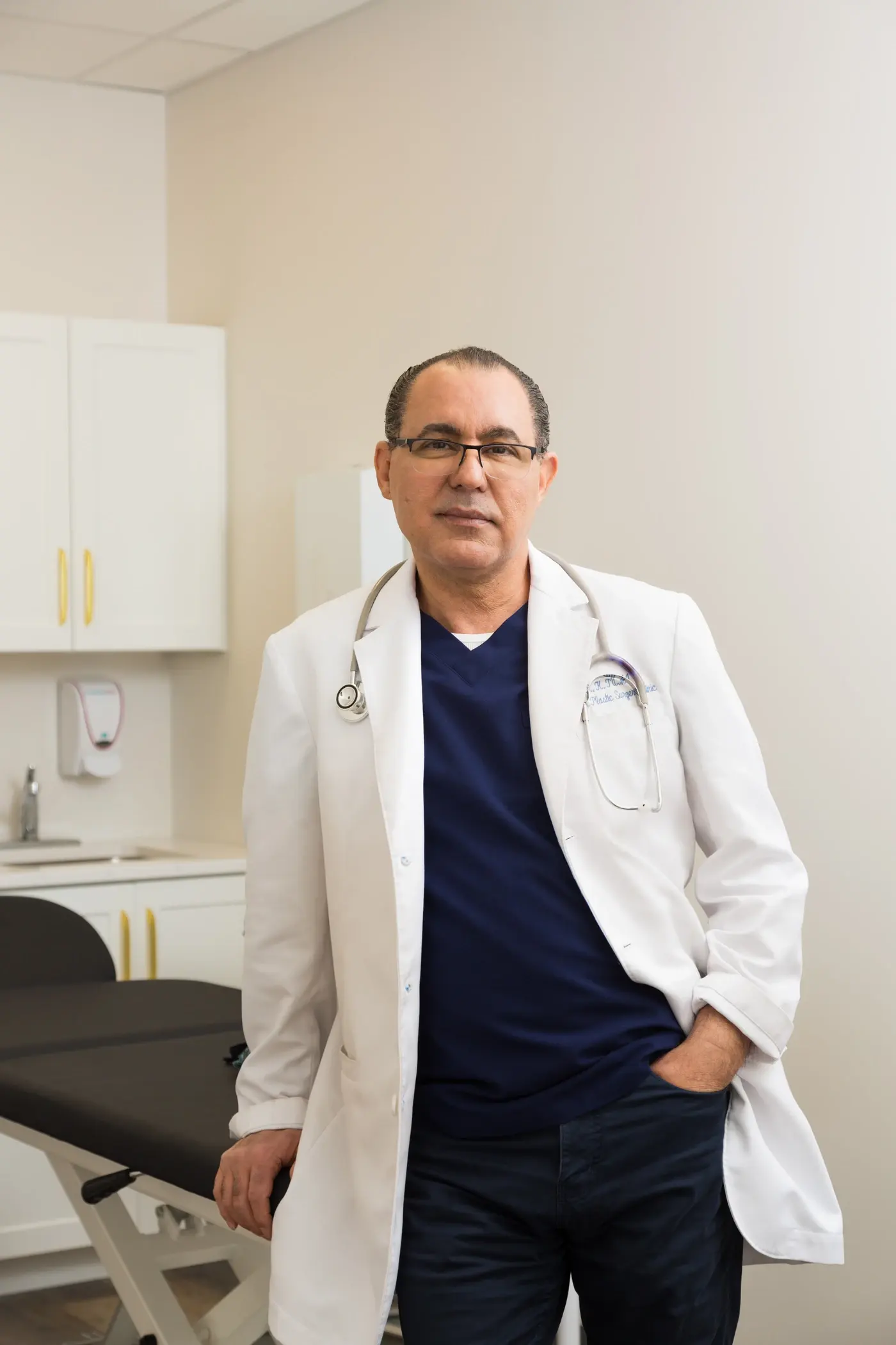 Dr. Kamal Tumi, plastic surgeon, Barrie Plastic Surgery